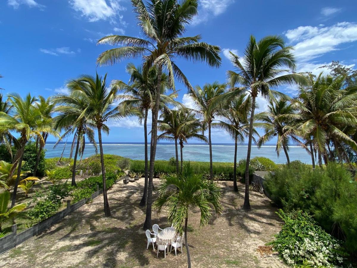 Villa & Bungalow 'Coco Des Sables' Les Pieds Dans L'Eau ลาซาลีน เลอแบ็ง ภายนอก รูปภาพ