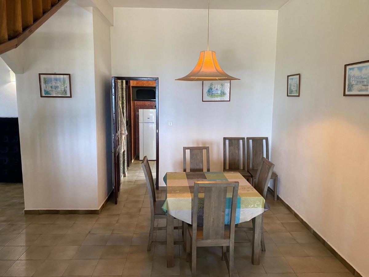 Villa & Bungalow 'Coco Des Sables' Les Pieds Dans L'Eau ลาซาลีน เลอแบ็ง ภายนอก รูปภาพ