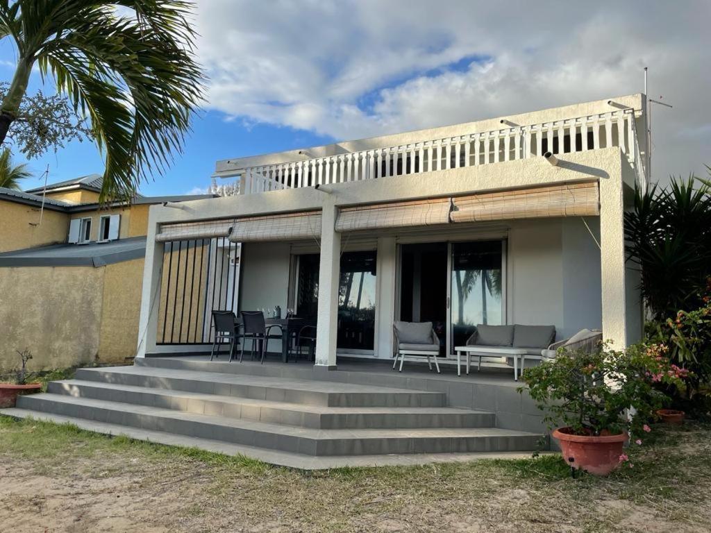 Villa & Bungalow 'Coco Des Sables' Les Pieds Dans L'Eau ลาซาลีน เลอแบ็ง ภายนอก รูปภาพ