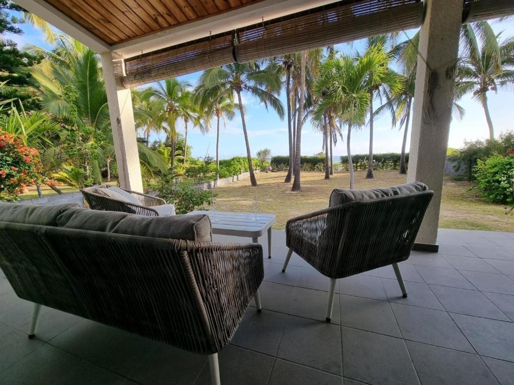 Villa & Bungalow 'Coco Des Sables' Les Pieds Dans L'Eau ลาซาลีน เลอแบ็ง ภายนอก รูปภาพ