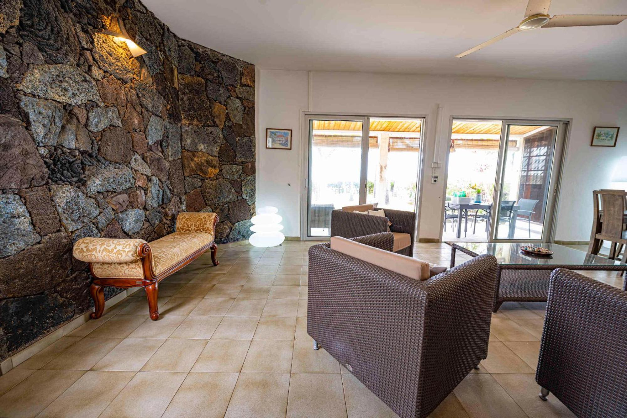 Villa & Bungalow 'Coco Des Sables' Les Pieds Dans L'Eau ลาซาลีน เลอแบ็ง ภายนอก รูปภาพ